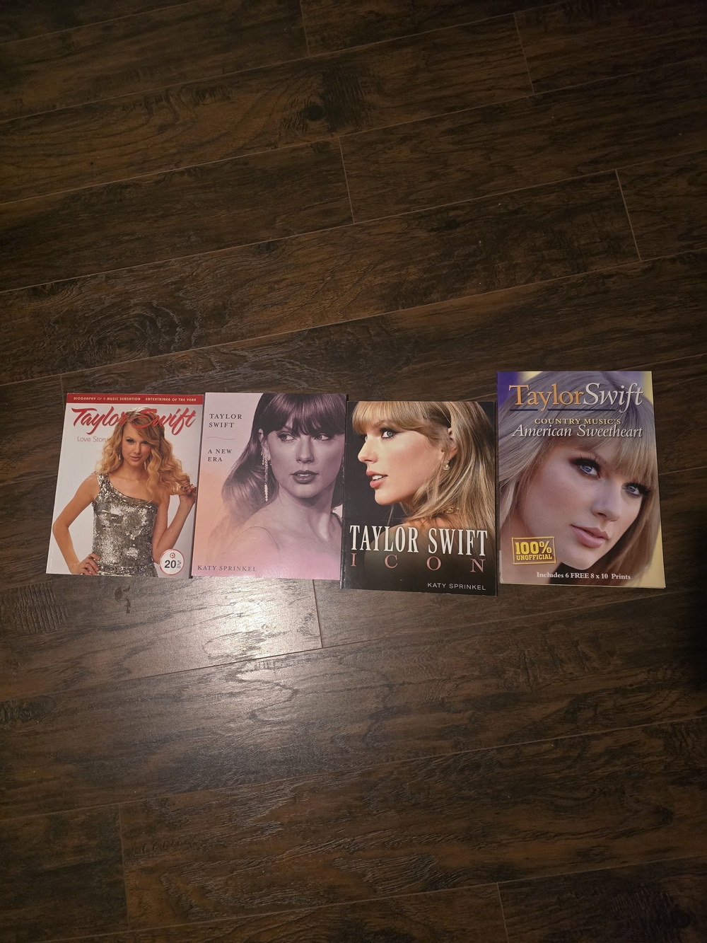 Taylor Swift | Book Lot 2 (4)